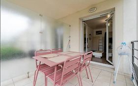 Proche Disney et Paris - Studio terrasse et parking privé